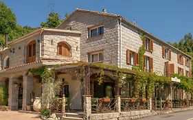 Auberge U N'Antru Versu